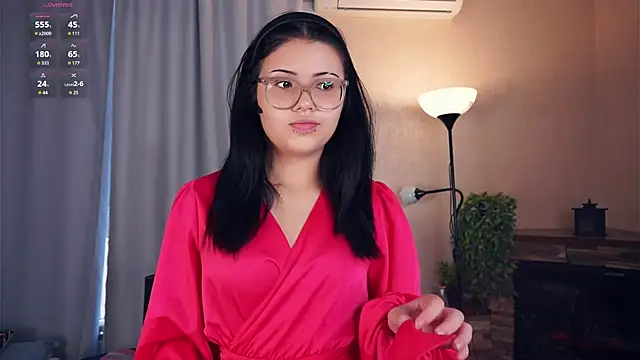 Snapshot of VerniceEngelking chatting on 10/16/25, 04:43 VerniceEngelking online show from 10/16/25, 04:43