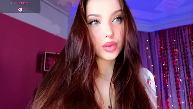 Lucy louras online show from 02/20/26, 01:24