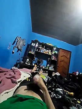 Snapshot of boysafado2521 chatting on 09/13/25, 04:01 boysafado2521 online show from 09/13/25, 04:01