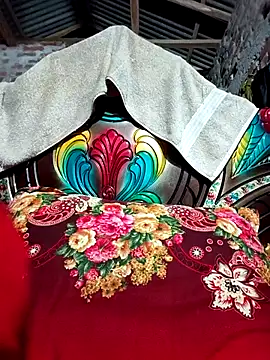 maya-Couple19 online show from 09/17/25, 06:21