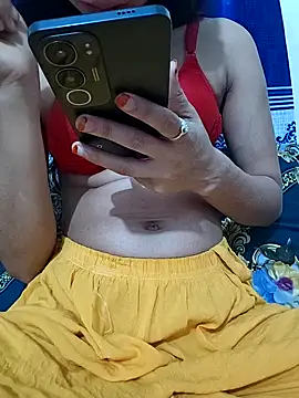 maya-Couple19 online show from 11/26/25, 06:08