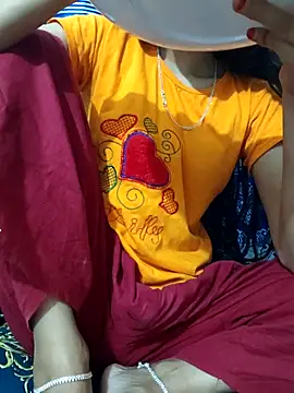 maya-Couple19 online show from 11/18/25, 06:22