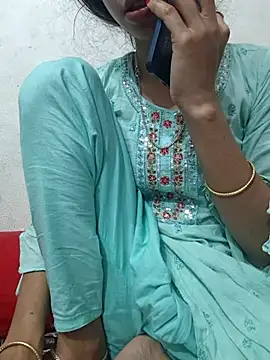 maya-Couple19 online show from 02/20/26, 05:59