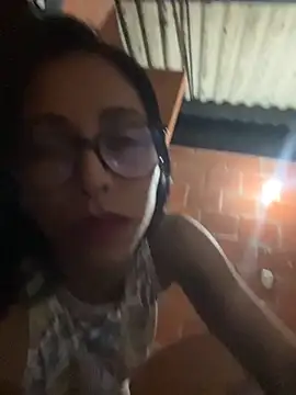 Emma  cumlovee online show from 10/07/25, 12:33