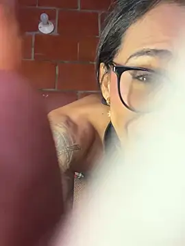 Emma  cumlovee online show from 04/25/26, 11:46