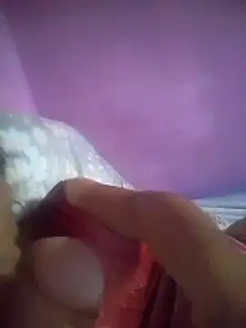 RafaelaFerras online show from 04/06/26, 06:53