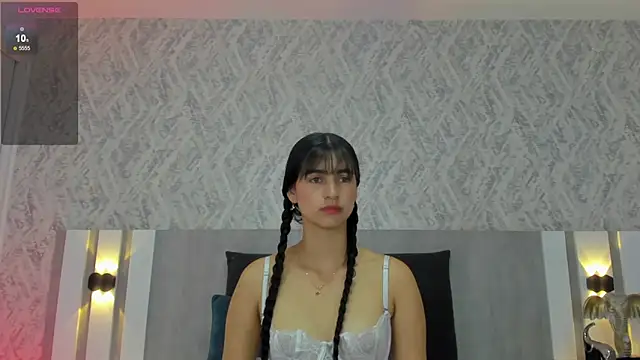 celeste sc0tt online show from 11/12/25, 12:09