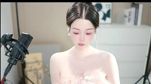 abbyli12 online show from 11/23/25, 04:28