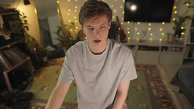 RusBradPitt online show from 04/05/26, 03:19