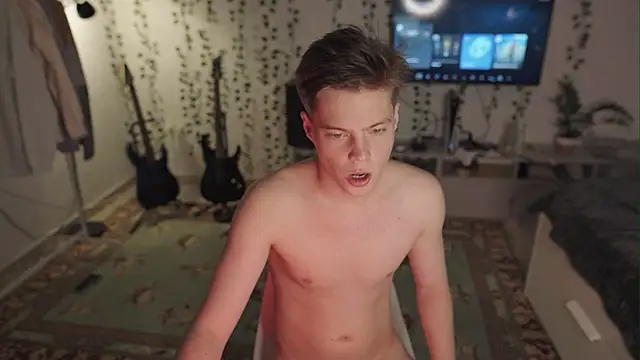 RusBradPitt online show from 11/06/25, 12:53