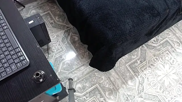 poison doll2 online show from 02/10/26, 01:54