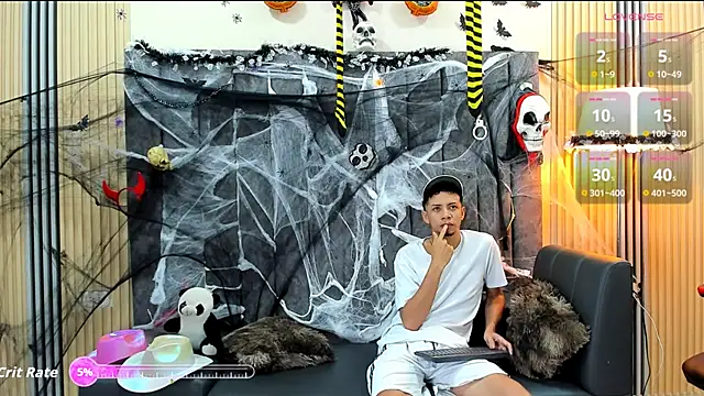 Snapshot of DustinandJordan chatting on 10/19/25, 04:59 DustinandJordan online show from 10/19/25, 04:59