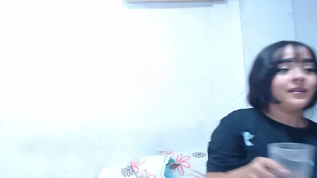 onixandghosty1 online show from 02/14/26, 06:52