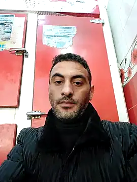 Snapshot of mahdiDido chatting on 11/23/25, 11:31 mahdiDido online show from 11/23/25, 11:31