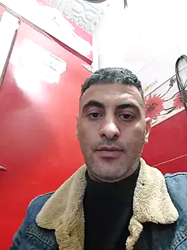 Snapshot of mahdiDido chatting on 11/30/25, 10:32 mahdiDido online show from 11/30/25, 10:32