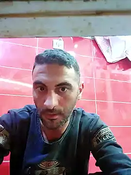 Snapshot of mahdiDido chatting on 11/13/25, 12:53 mahdiDido online show from 11/13/25, 12:53