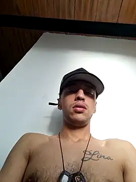 Santi2323xxX online show from 12/01/25, 09:15