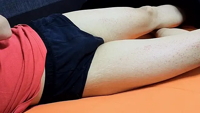 AmaliaKarina online show from 11/30/25, 11:16