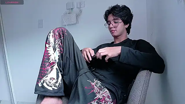 Markuss   online show from 04/23/26, 12:11