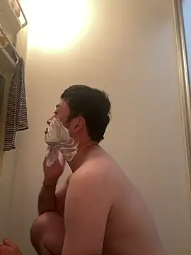 Snapshot of shin0689 chatting on 09/20/25, 01:32 shin0689 online show from 09/20/25, 01:32