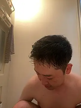 Snapshot of shin0689 chatting on 11/11/25, 12:33 shin0689 online show from 11/11/25, 12:33