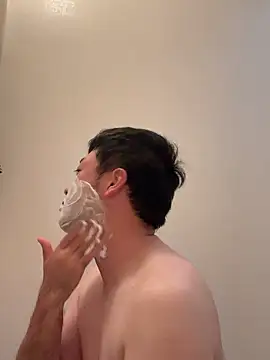 Snapshot of shin0689 chatting on 10/04/25, 11:06 shin0689 online show from 10/04/25, 11:06