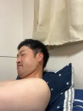 Snapshot of shin0689 chatting on 09/12/25, 11:43 shin0689 online show from 09/12/25, 11:43