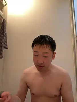 Snapshot of shin0689 chatting on 11/15/25, 11:09 shin0689 online show from 11/15/25, 11:09