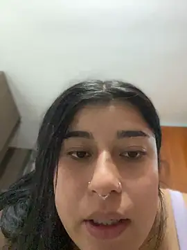 Snapshot of Tokio_Sakura chatting on 11/11/25, 08:58 Tokio Sakura online show from 11/11/25, 08:58