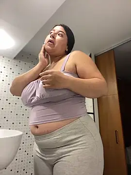 Snapshot of Tokio_Sakura chatting on 12/02/25, 03:19 Tokio Sakura online show from 12/02/25, 03:19