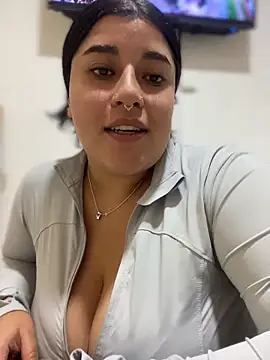 Tokio Sakura online show from 02/06/26, 09:11