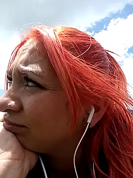 Snapshot of Mariana-94 chatting on 09/13/25, 03:56 Mariana-94 online show from 09/13/25, 03:56