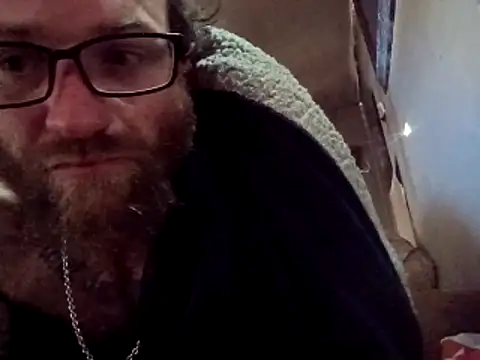 bearded cross online show from 02/14/26, 03:45