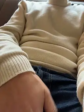 tamtamat46 online show from 10/29/25, 04:17