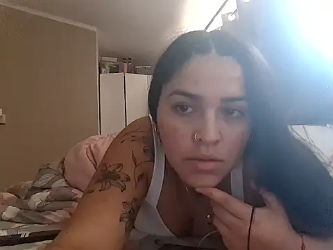 Snapshot of Denisutra777 chatting on 04/01/26, 03:20 Denisutra777 online show from 04/01/26, 03:20