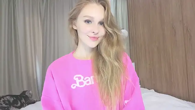 Snapshot of Brigitte_Bardot chatting on 09/24/25, 06:31 Brigitte Bardot online show from 09/24/25, 06:31