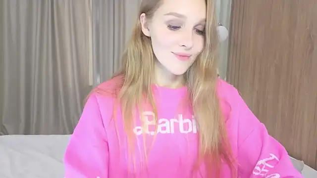 Snapshot of Brigitte_Bardot chatting on 09/29/25, 06:20 Brigitte Bardot online show from 09/29/25, 06:20