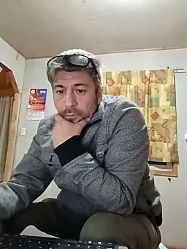 Gato2025perro online show from 04/21/26, 08:10