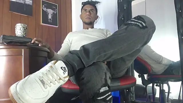 Sander ath online show from 09/26/25, 05:14