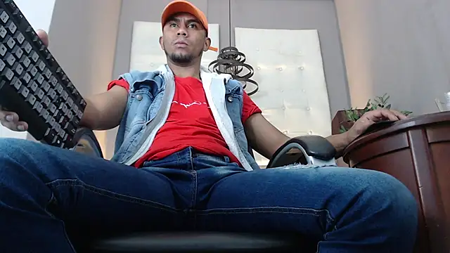 Sander ath online show from 10/01/25, 01:26