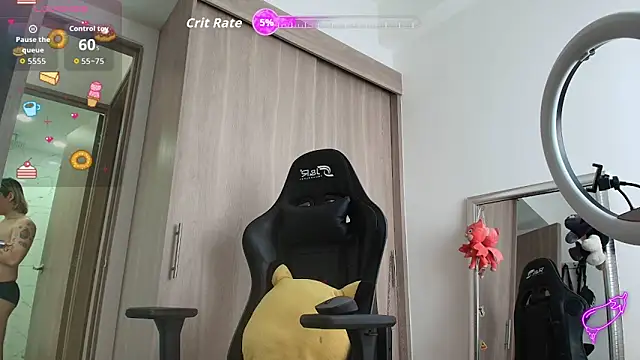 brunothompson3 online show from 10/18/25, 04:31