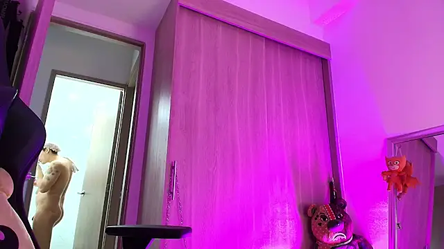 brunothompson3 online show from 09/14/25, 11:05