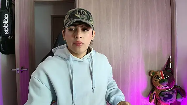 brunothompson3 online show from 09/10/25, 05:06