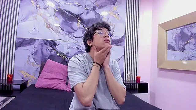 Desire Ecstasy online show from 11/14/25, 01:15