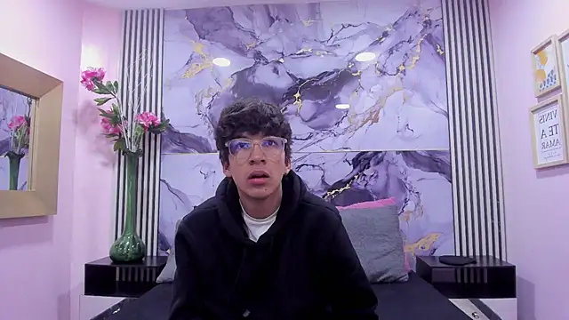 Desire Ecstasy online show from 10/15/25, 01:08