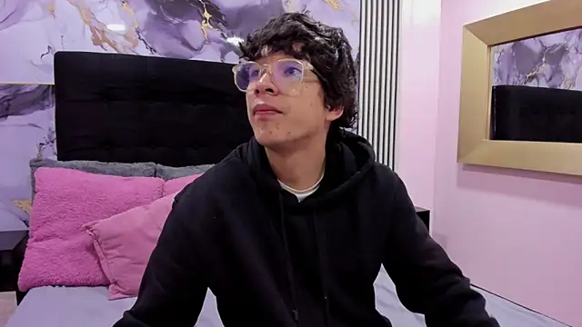 Desire Ecstasy online show from 11/22/25, 01:10