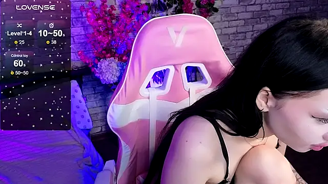 AkiraAsai online show from 11/27/25, 02:06