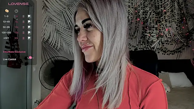 Kira Key online show from 02/26/26, 01:49