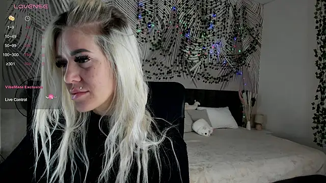 Kira Key online show from 02/21/26, 01:51