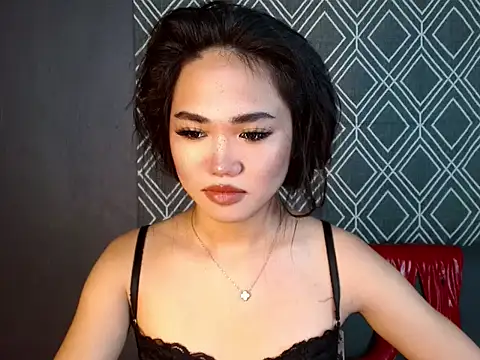 hugesignificant 69 online show from 10/04/25, 01:51